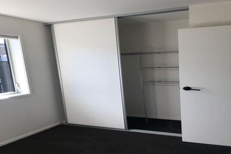 Photo of property in 11 Bale Way, Pukekohe, 2120