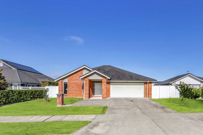 Photo of property in 31 Paso Fino Crescent, Karaka, Papakura, 2113