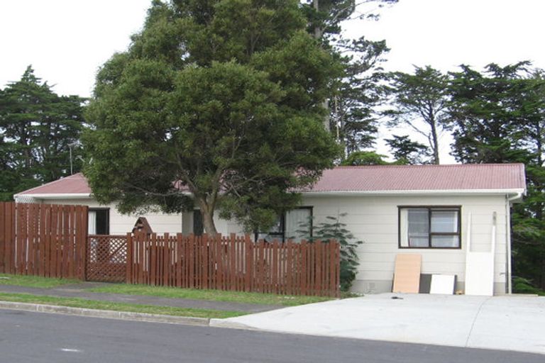 Photo of property in 19 Mona Vale, West Harbour, Auckland, 0618