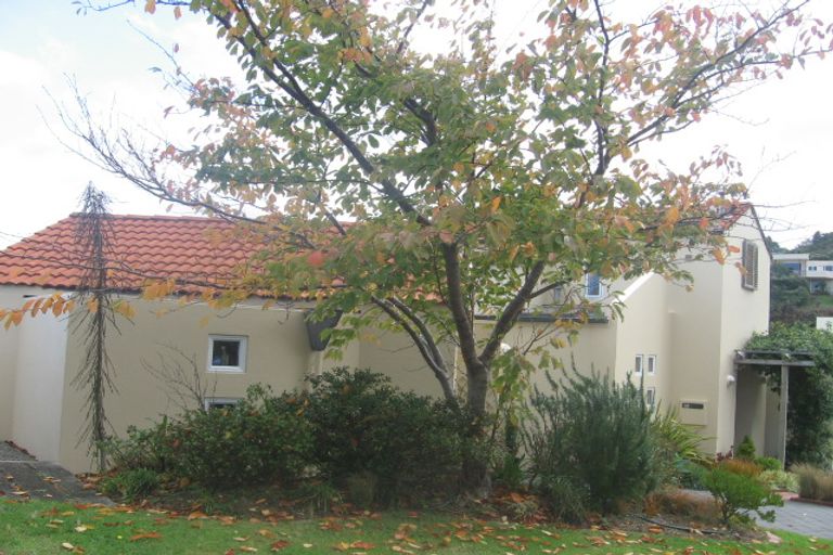 Photo of property in 80 Viewmont Drive, Harbour View, Lower Hutt, 5010