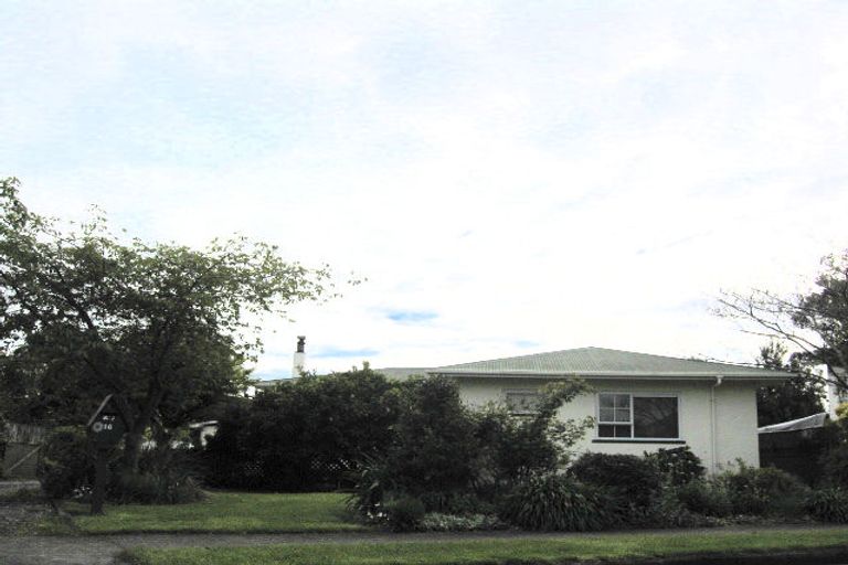 Photo of property in 16 Rutland Street, Stoke, Nelson, 7011