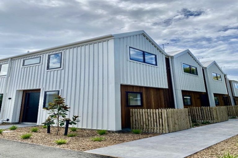 Photo of property in 2/18 Cross Street, Phillipstown, Christchurch, 8011