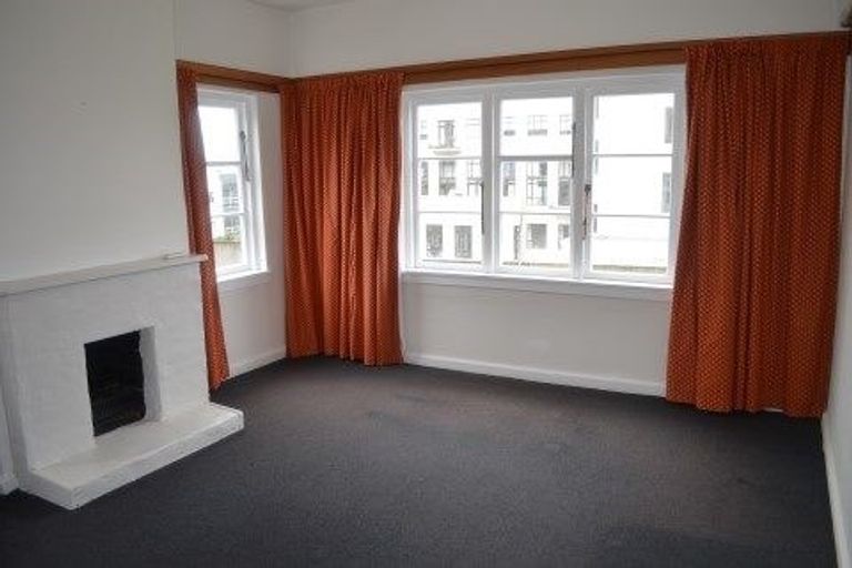 Photo of property in San Marino Apartments, 7/4 Oak Park Avenue, Te Aro, Wellington, 6011