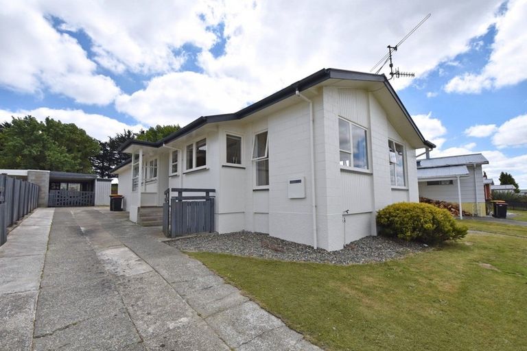 Photo of property in 58 Lauder Crescent, Heidelberg, Invercargill, 9812