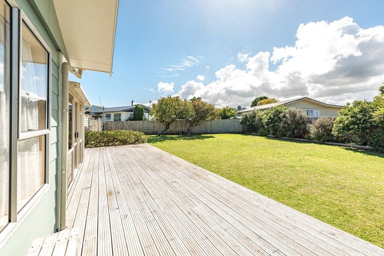 Photo of property in 106 Hinau Street, Castlecliff, Whanganui, 4501