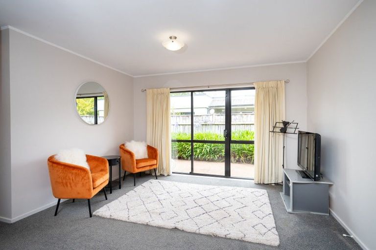 Photo of property in 7 Penlington Place, Havelock North, 4130