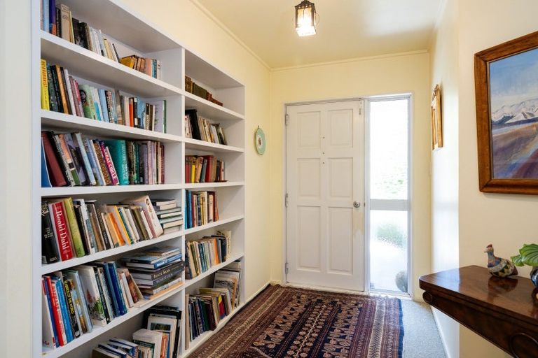 Photo of property in 32 Reeve Drive, Havelock North, 4130