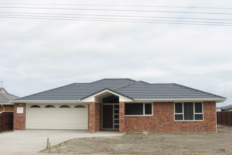 Photo of property in 18 Domett Street, Westport, 7825