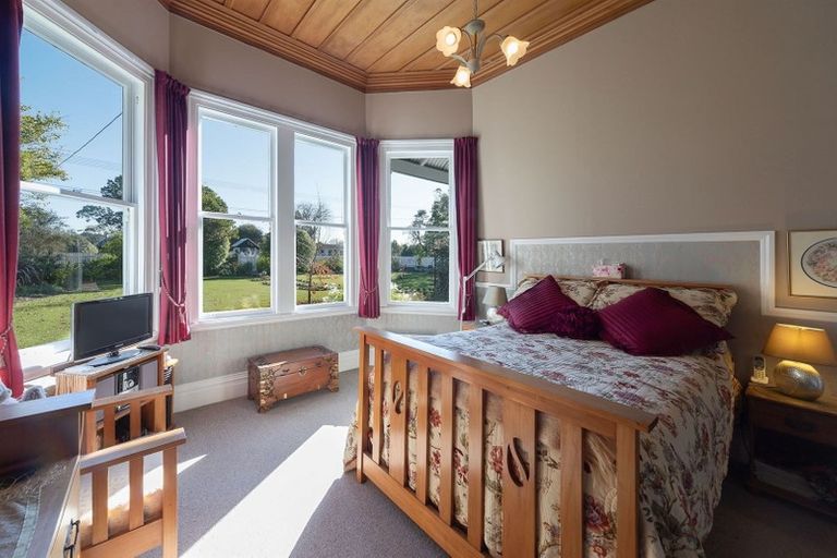 Photo of property in 27 Pukepapa Road, Marton, 4710