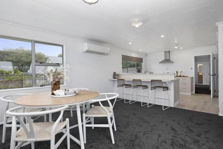 Photo of property in 18 Te Kupe Road, Paraparaumu Beach, Paraparaumu, 5032