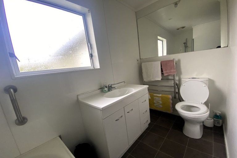 Photo of property in 112 Leeward Drive, Whitby, Porirua, 5024