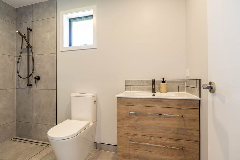 Photo of property in 114 Severn Street, Clifton, Invercargill, 9812