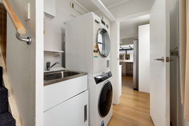 Photo of property in 1b Oak Avenue, Nawton, Hamilton, 3200