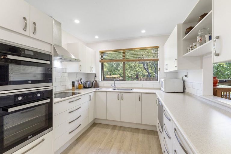 Photo of property in 30 Horopito Road, Waikanae, 5036