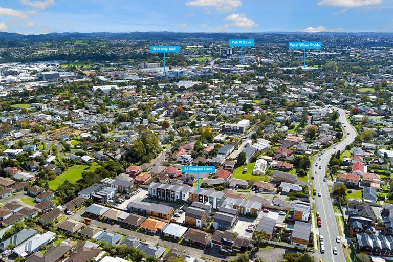 Photo of property in 23 Raupeti Lane, Henderson, Auckland, 0612