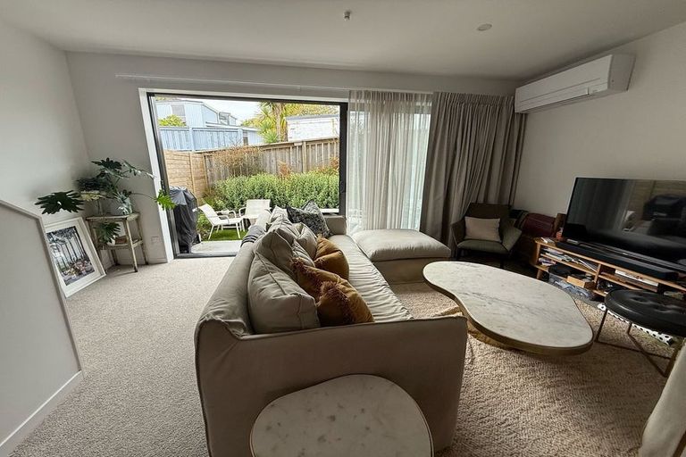 Photo of property in 11/50 Friend Street, Karori, Wellington, 6012