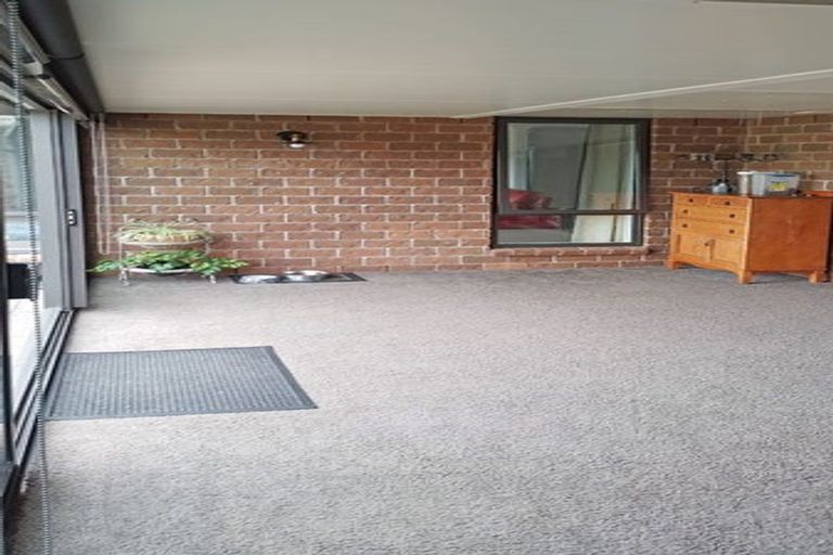 Photo of property in 71 Loch Views Road, Acacia Bay, Taupo, 3385