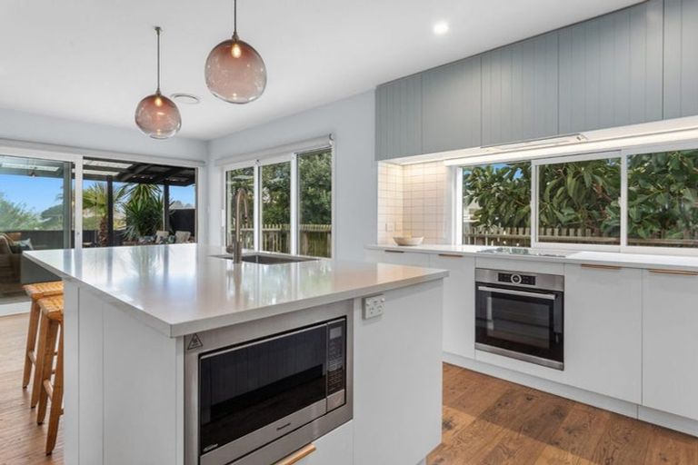 Photo of property in 9 Mason Place, Ohope, 3121