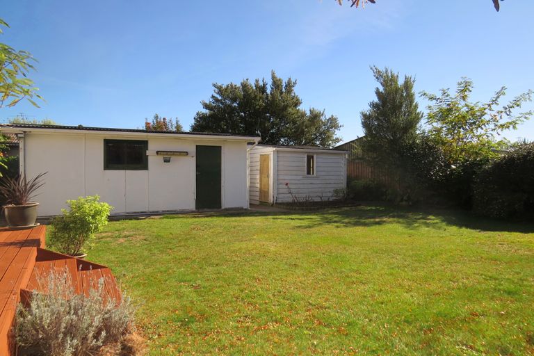 Photo of property in 26 Denise Crescent, Hornby, Christchurch, 8042