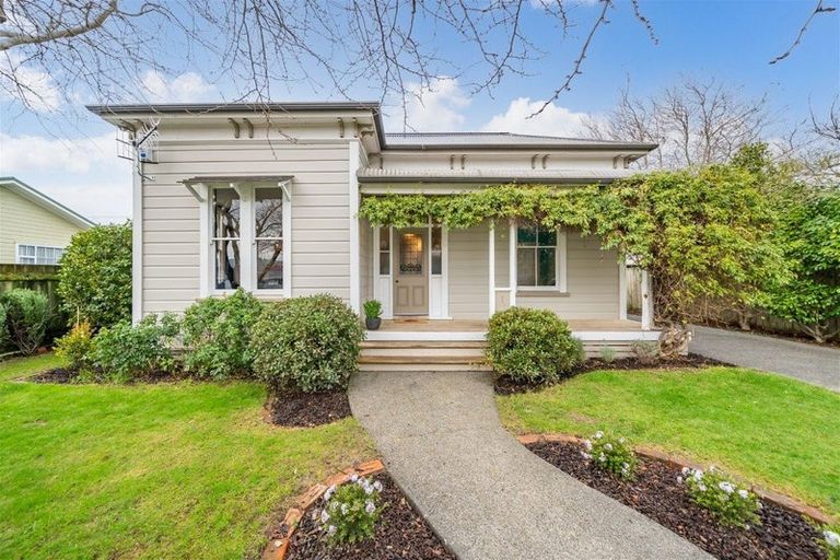 Photo of property in 6 Phar Lap Grove, Trentham, Upper Hutt, 5018