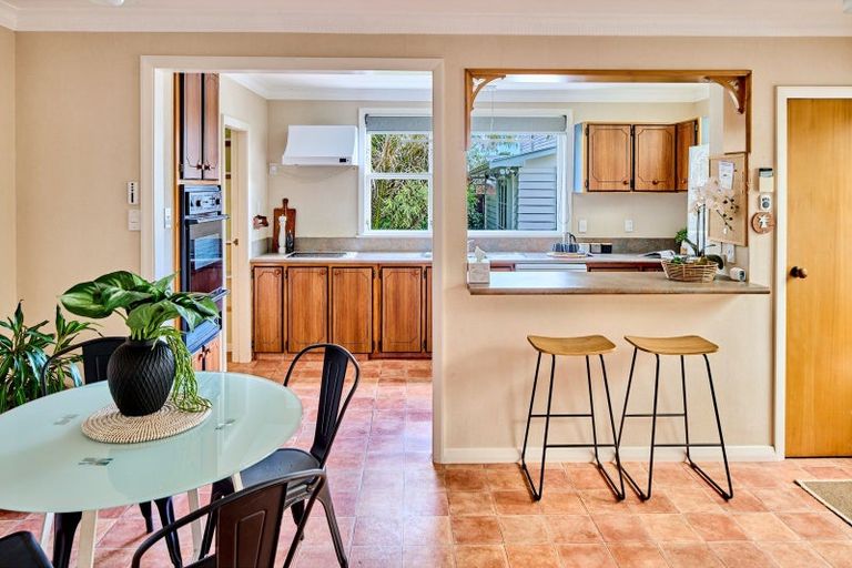 Photo of property in 281 Riverside Drive, Waterloo, Lower Hutt, 5011