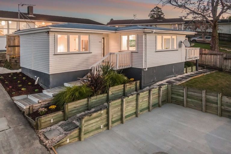 Photo of property in 11a Gemini Place, Beach Haven, Auckland, 0626