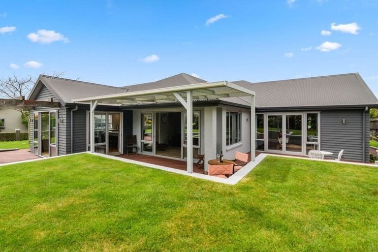 Photo of property in 22 Great West Road, Matipo Heights, Rotorua, 3015