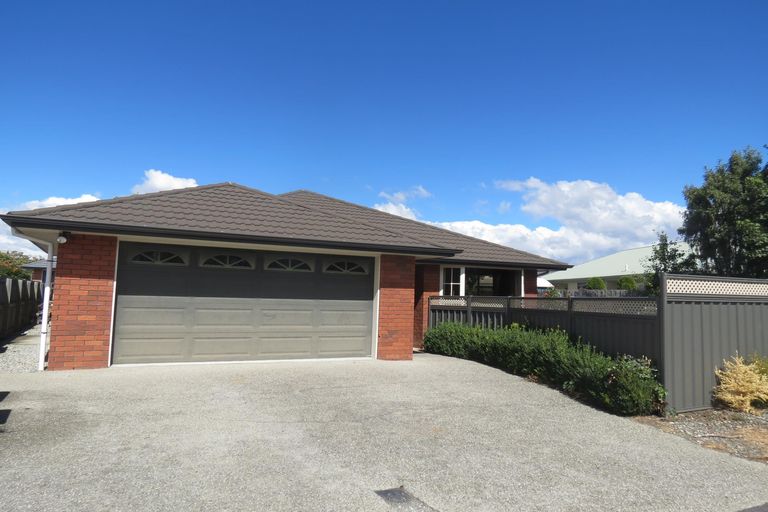 Photo of property in 84 Inniscort Street, Cromwell, 9310