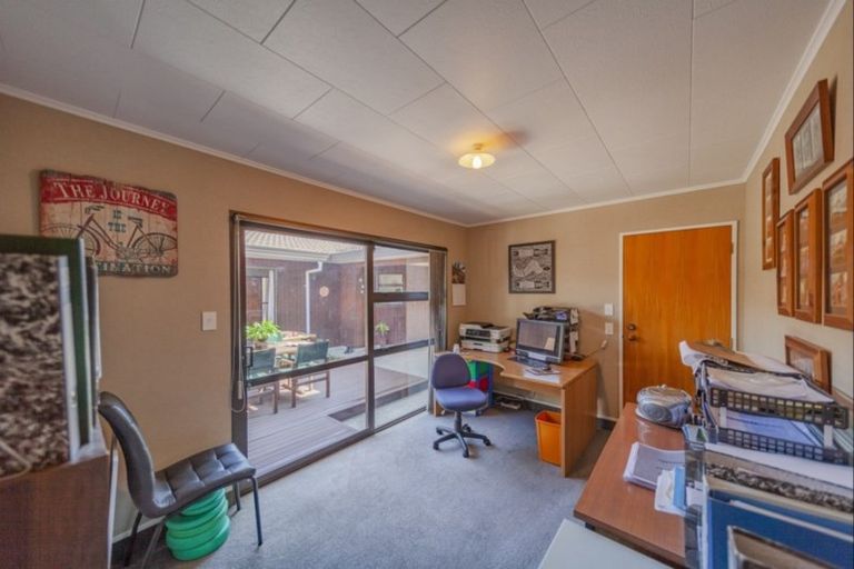 Photo of property in 333 Meeanee Road, Meeanee, Napier, 4112