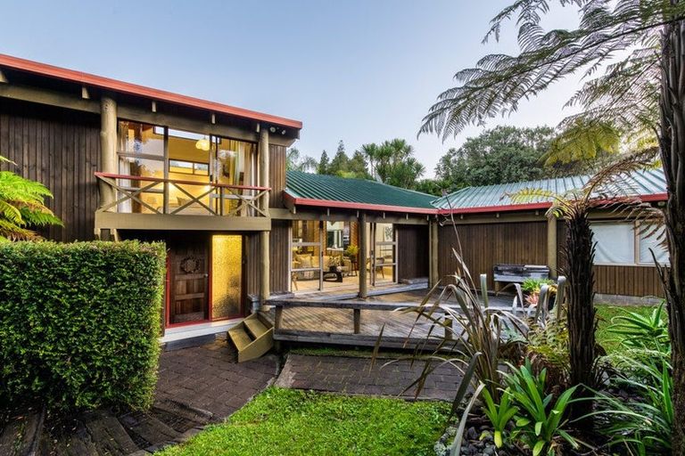 Photo of property in 262a Beach Road, Campbells Bay, Auckland, 0630