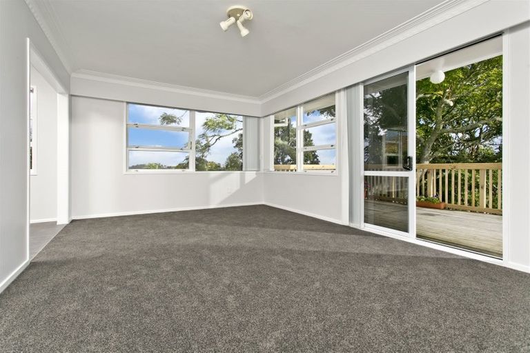 Photo of property in 1/223 Eskdale Road, Birkenhead, Auckland, 0626