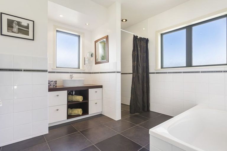 Photo of property in 50 The Dunes, Cromwell, 9310