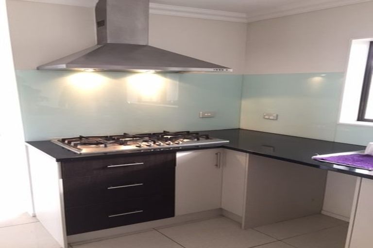 Photo of property in 30 Kestev Drive, Flat Bush, Auckland, 2016