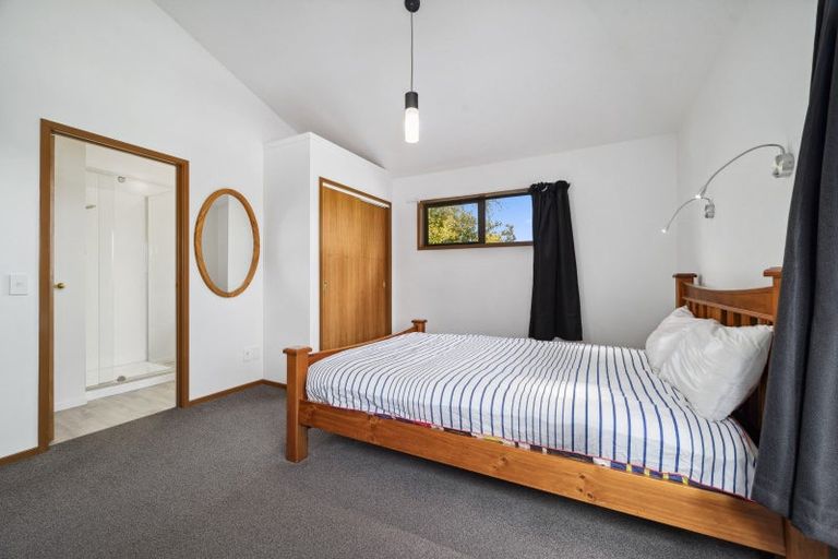 Photo of property in 2/11 Kereru Street, Two Mile Bay, Taupo, 3330