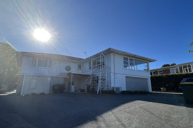 Photo of property in 6 Brighton Terrace, Murrays Bay, Auckland, 0630