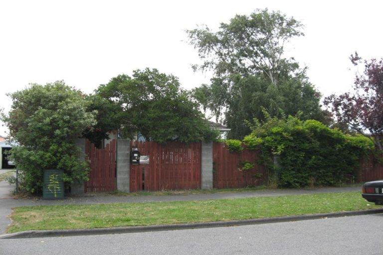 Photo of property in 17 Shetland Street, Woolston, Christchurch, 8062