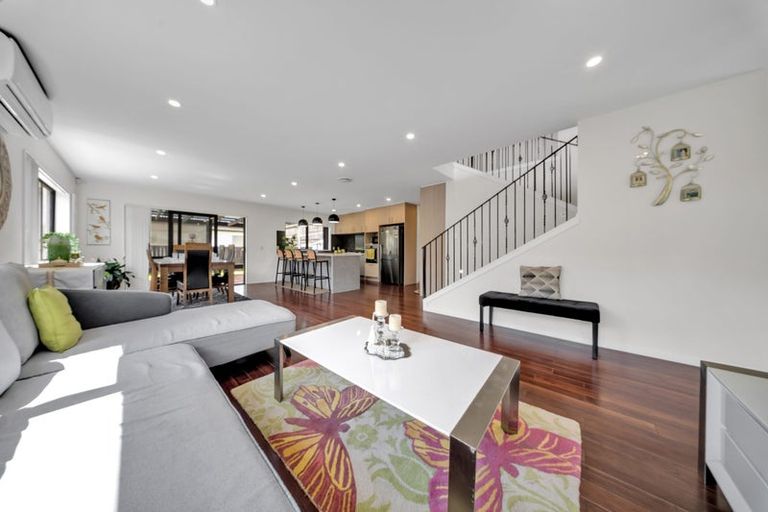 Photo of property in 209 Old Wairoa Road, Papakura, 2110