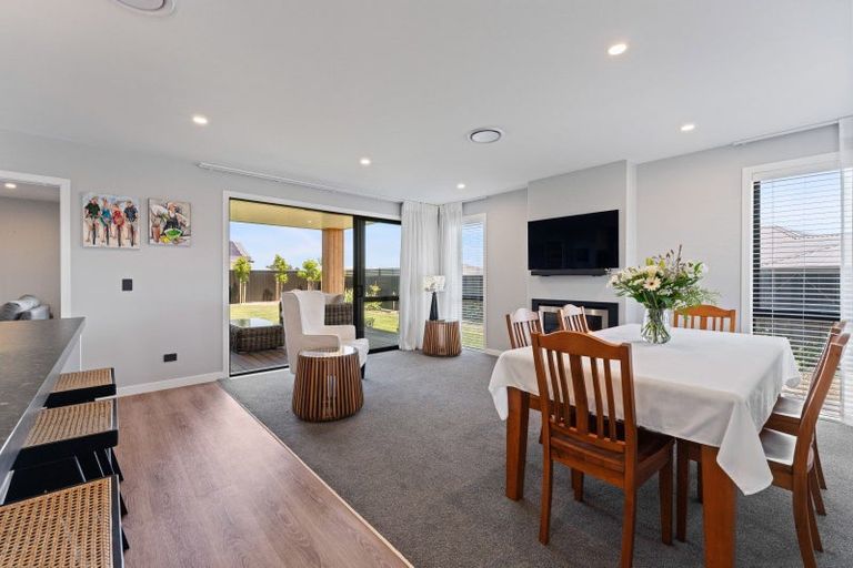 Photo of property in 28 Maunganamu Drive, Wharewaka, Taupo, 3330