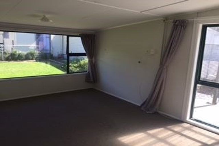 Photo of property in 72 Waverley Road, Meeanee, Napier, 4183