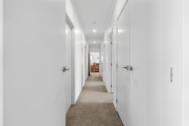 Photo of property in 2 Celeste Terrace, Peacocke, Hamilton, 3206