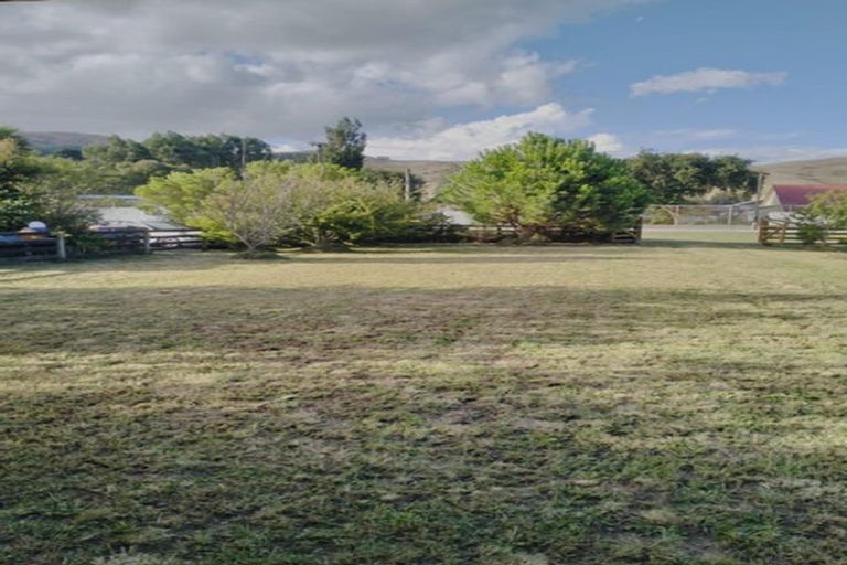 Photo of property in 6 Keppel Street, Porangahau, 4291