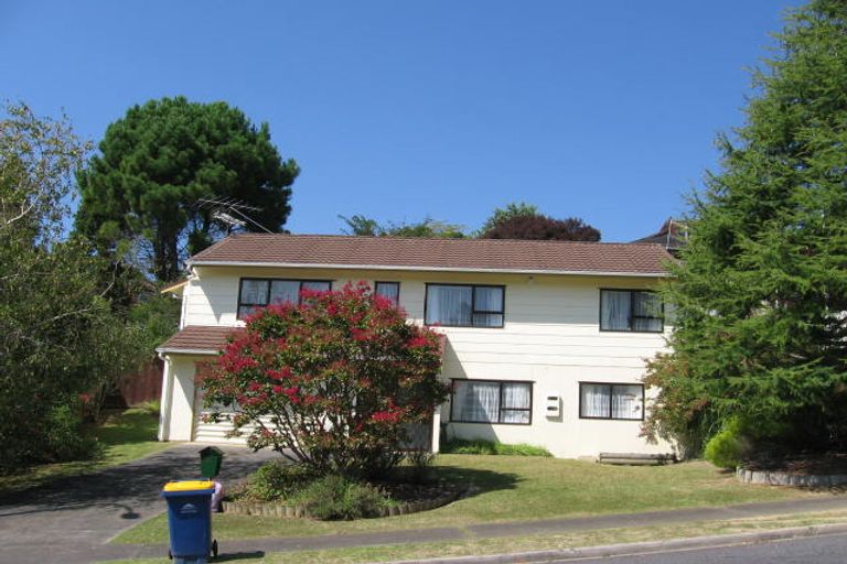 Photo of property in 24 Elmira Place, Browns Bay, Auckland, 0630