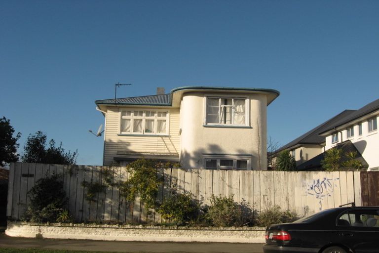 Photo of property in 3/1000 Colombo Street, St Albans, Christchurch, 8014