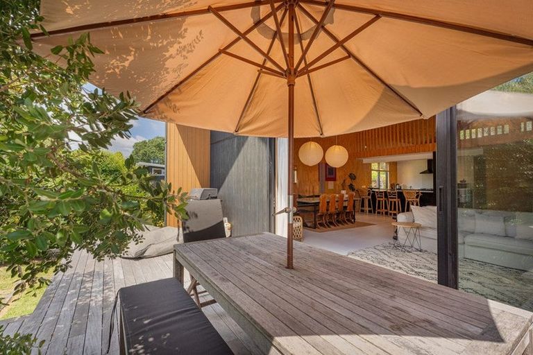 Photo of property in 898 Purangi Road, Cooks Beach, Whitianga, 3591