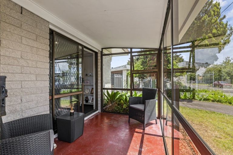 Photo of property in 2/32 Willis Road, Papakura, 2110