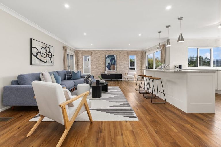 Photo of property in 77 The Masthead, Whitby, Porirua, 5024
