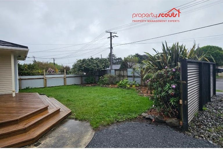 Photo of property in 8 Rimu Street, Waikanae, 5036