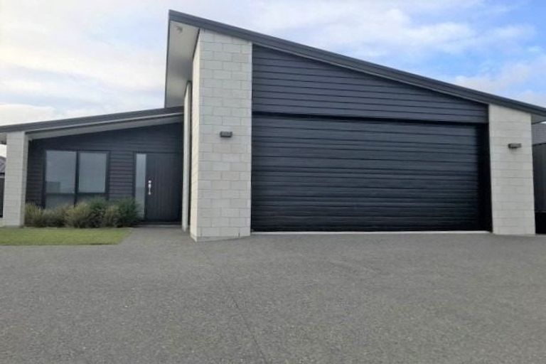 Photo of property in 8 Robley Road, Pyes Pa, Tauranga, 3112