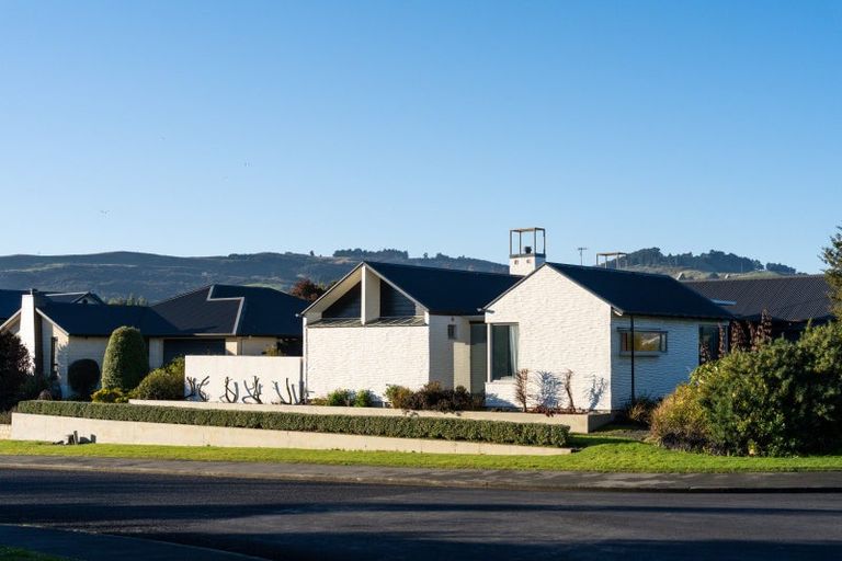 Photo of property in 3 Sunninghurst Drive, Fairfield, Dunedin, 9018