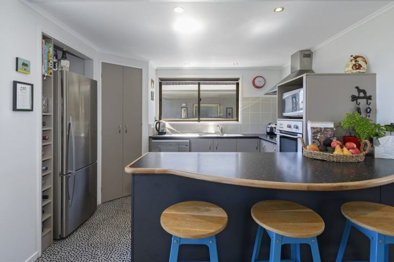 Photo of property in 5b Stratford Place, Otumoetai, Tauranga, 3110